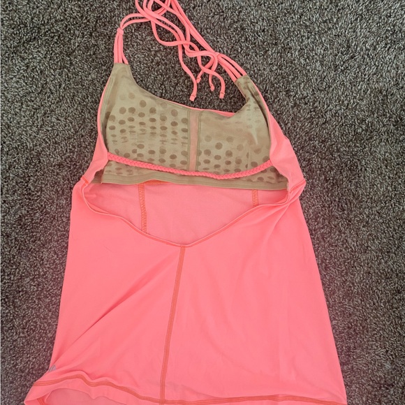 Lululemon workout top - Picture 1 of 2